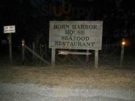 Horn Harbor food