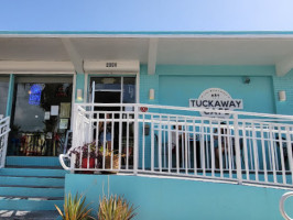 Tuckaway Cafe outside