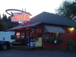Otis Cafe outside
