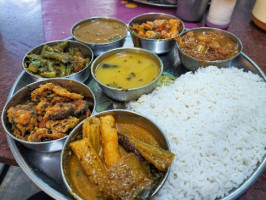 Marwadi Bhojanalaya food