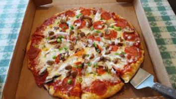 Pc's Pizza food