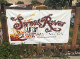 Sweet River Bakery inside