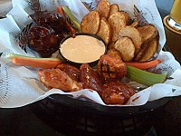 Wing Nutz at The Gateway food