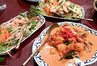 Saowanee's Place Thai Restaurant food