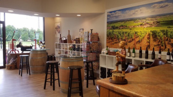 Beer Wine Craft And Sandy Springs Boutique Winery food