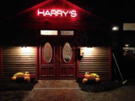 Harry's Cafe inside