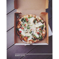 Bono Pizza food