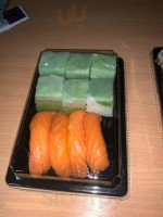 Sushi Zen inside