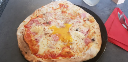 Pizzeria Sicilienne food