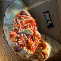 Mona Pizza food