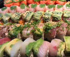 Teru Sushi food