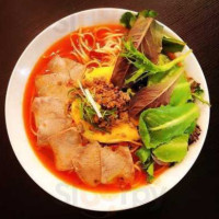 Mian Sichuan food