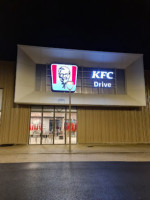 Kfc Tourville-la-rivière inside