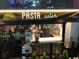 Pasta Eater outside