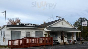 Lane Street Grill outside