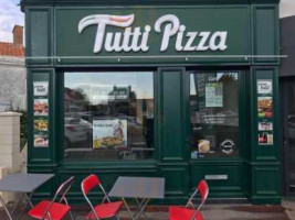 Tutti Pizza Saint-gilles inside