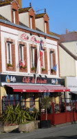 Cafe de France outside