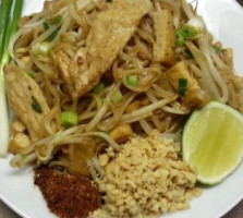 Thai Pad Pei food