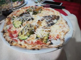 Trattoria Pizzeria La Rustica food