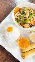Big Bowl Thai Cuisine food