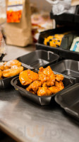 Wings To Go food