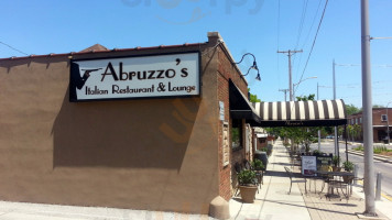Abruzzo's Italian Restaurant outside