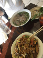 Pho Yen Phi food