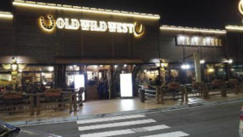 Old Wild West outside