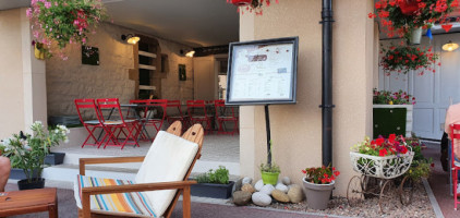 Cafe Restaurant de la Mairie food