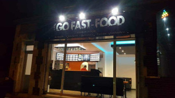 Go Fast-food inside
