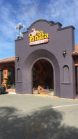 La Pinata Restaurant outside