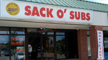 Sack O' Subs outside