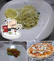 Pizzeria Vapore food