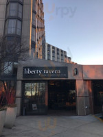 Liberty Tavern outside