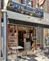 Diamond Café inside
