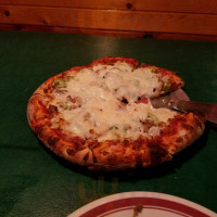 Huckleberry's Great Pizza And Calzones food
