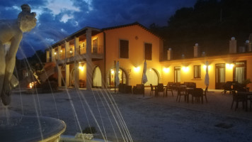 Villa Amaranto Eventi E Cucina inside