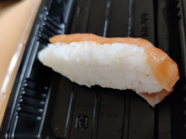 Sim Sushi inside