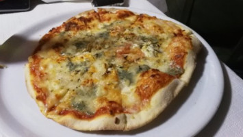 Pizzeria Xaverio food