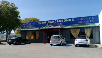 Royal Carcassonne Buffet à Volonté food