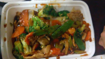 Main Moon Chinese Take Out food