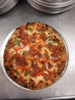 Fratellis Wood Fired Pizzeria food