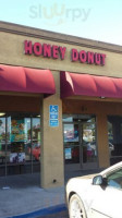 Honey Donut outside