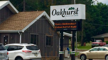 Oakhurst Grille outside