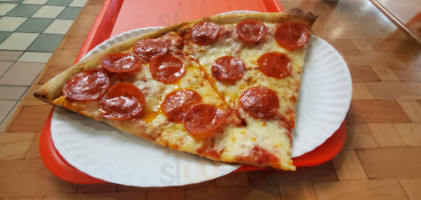 Ray`s #1 Pizza food