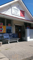 Carriss's Grocery outside