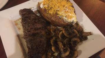 Gage's Steakhouse food