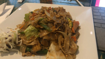 Somboon Thai Cuisine food