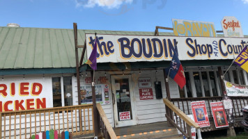 Chicken On The Bayou Boudin Shop outside