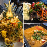 Siam Noodles And Food food